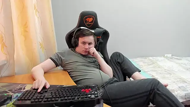 Snapshot of iliaskrislove chatting on 03.07.26 iliaskrislove online show from 03.07.26