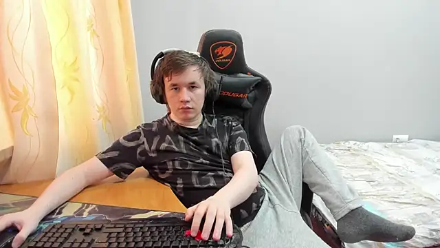 Snapshot of iliaskrislove chatting on 03.17.26 iliaskrislove online show from 03.17.26