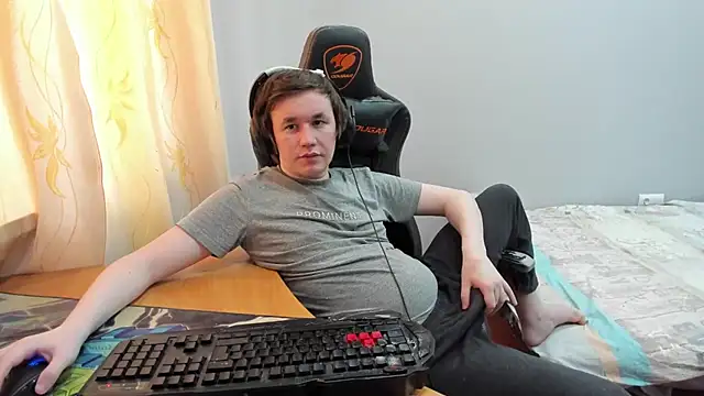 Snapshot of iliaskrislove chatting on 03.19.26 iliaskrislove online show from 03.19.26