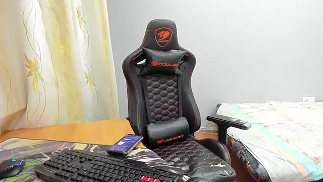 Snapshot of iliaskrislove chatting on 03.25.26 iliaskrislove online show from 03.25.26