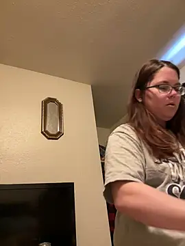 FreakNastyLacie online show from 02.21.25