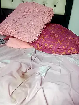 Veeronica Smith online show from 03.19.25