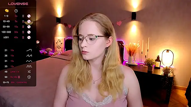 Aemilia  online show from 11.17.25