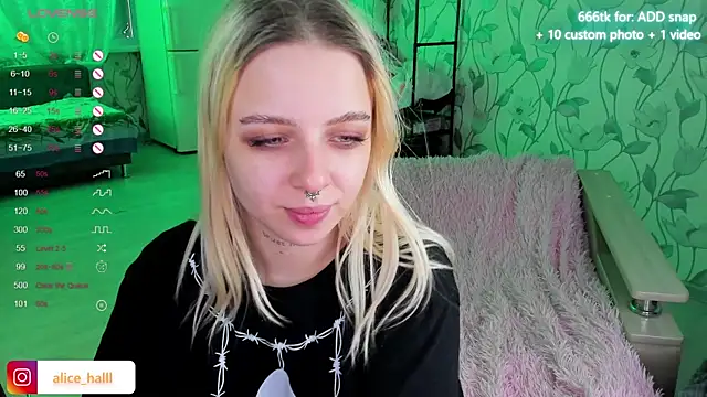 Alice Halle online show from 01.02.25