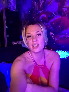 SpicyVicky online show from 12.18.25