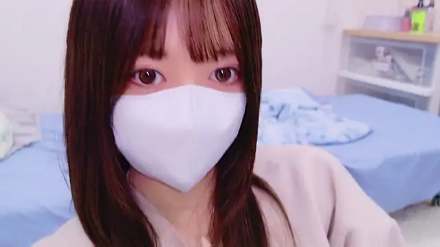 Snapshot of yuki-chi chatting on 02.27.25 yuki-chi online show from 02.27.25