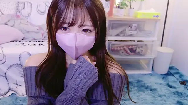 Snapshot of yuki-chi chatting on 03.13.25 yuki-chi online show from 03.13.25