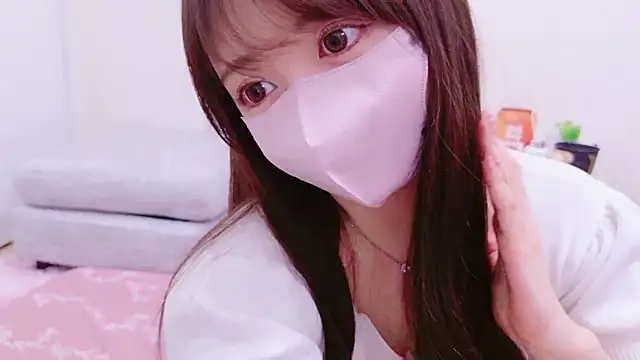 Snapshot of yuki-chi chatting on 05.10.26 yuki-chi online show from 05.10.26