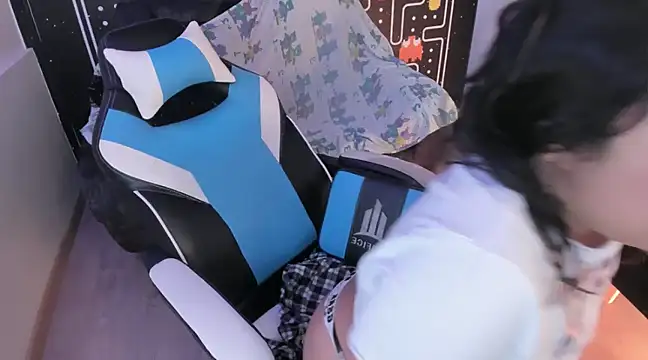 Barbara honey online show from 01.15.25