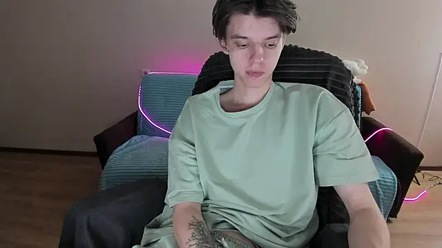 Liam sexy1 online show from 12.23.24