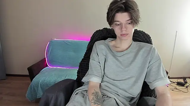 Liam sexy1 online show from 01.04.25