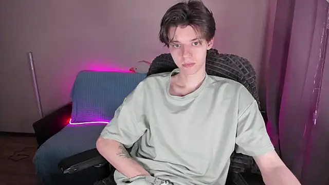 Liam sexy1 online show from 03.12.25