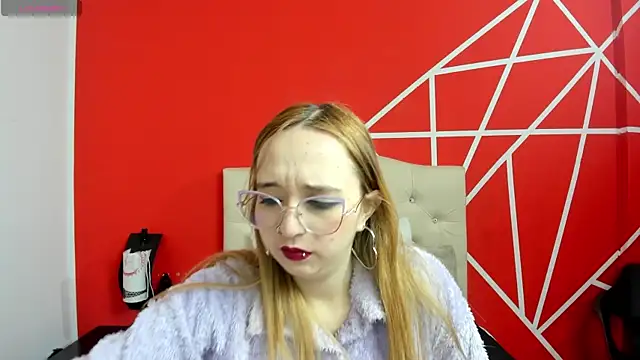 Liaroberts1 online show from 01.13.25