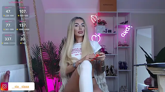 ArianaArianna online show from 03.06.26