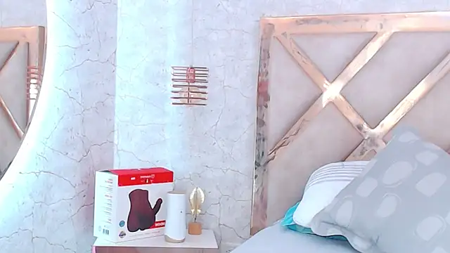 JoannaStanford online show from 10.18.25