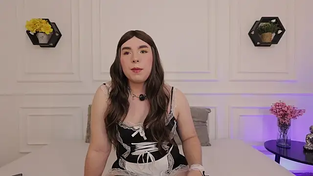 Snapshot of meloddysky chatting on 11.19.25 meloddysky online show from 11.19.25