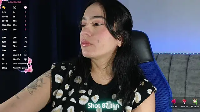 Snapshot of ZaraDames_ chatting on 06.27.26 ZaraDames online show from 06.27.26