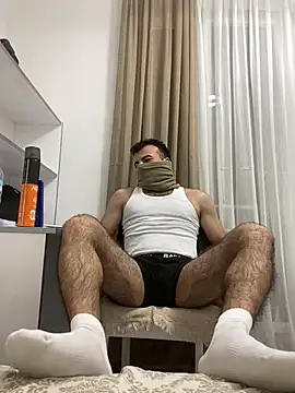 Snapshot of Robin45tr chatting on 01.13.26 Robin45tr online show from 01.13.26