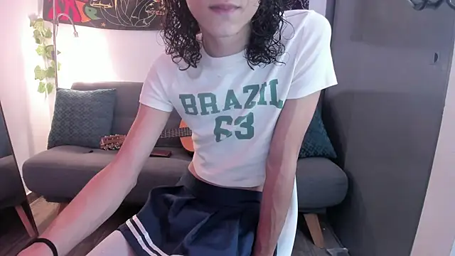 Danni boy online show from 12.15.24