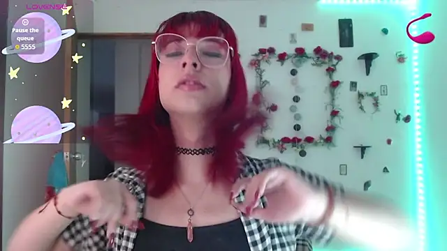 Snapshot of _GalyaX_ chatting on 10.20.25  GalyaX  online show from 10.20.25