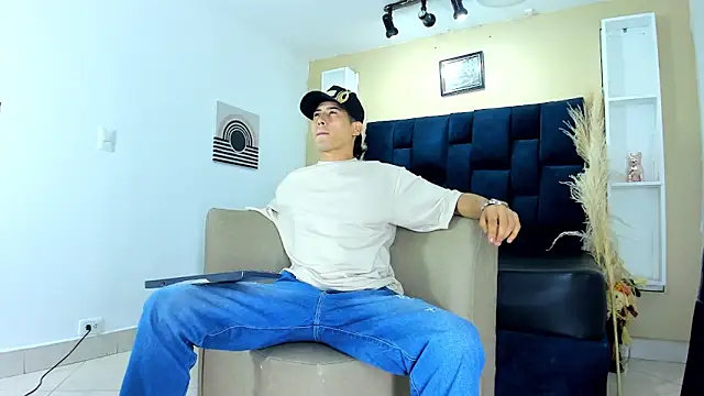 Jhonn Rhyss online show from 09.30.25