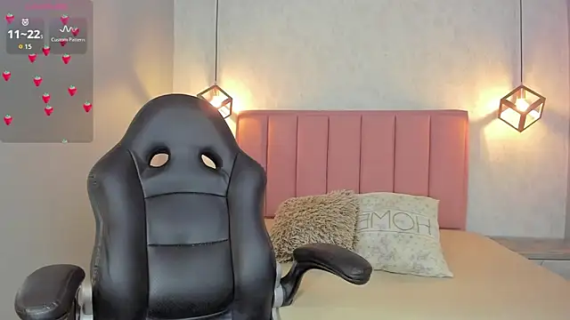 SUNNYCYRUS online show from 02.05.26