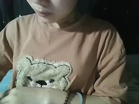 Snapshot of Be-MyMy chatting on 04.18.26 Be-MyMy online show from 04.18.26