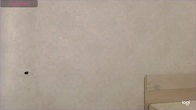 Snapshot of TumiLio chatting on 10.30.25 TumiLio online show from 10.30.25