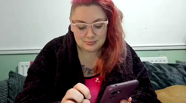 Bustycurves online show from 12.05.24