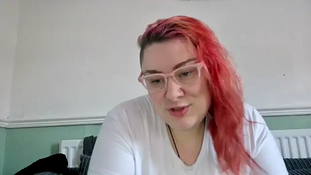 Bustycurves online show from 01.10.25