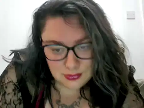 Bustycurves online show from 09.27.25