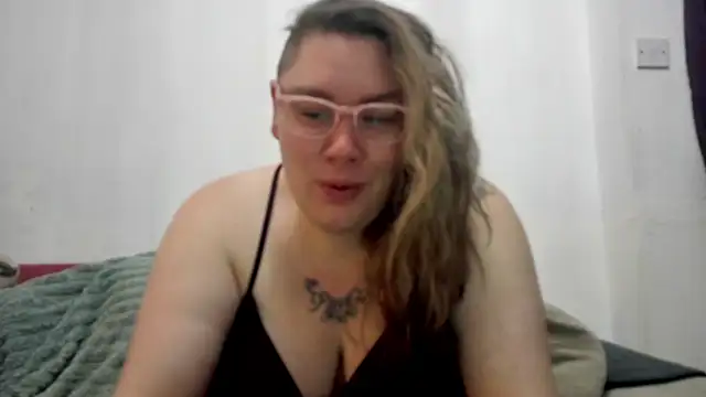 Bustycurves online show from 01.15.26