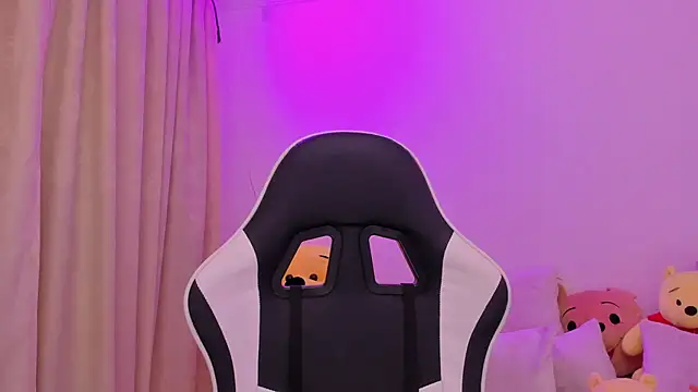 shanel taylor online show from 12.04.25