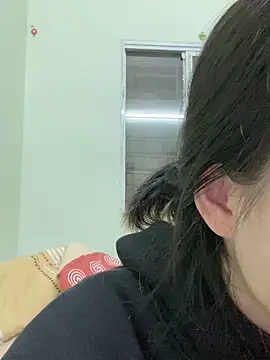 minmin2kk5 online show from 02.27.25