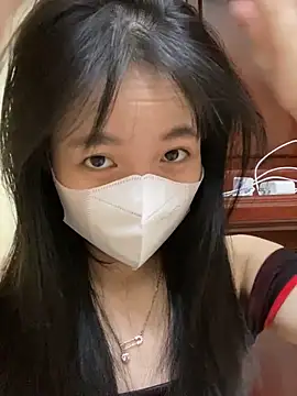 minmin2kk5 online show from 03.22.25