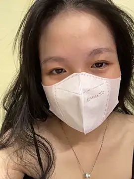 minmin2kk5 online show from 10.17.25