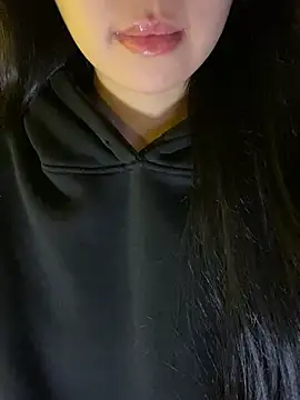 minmin2kk5 online show from 01.14.26