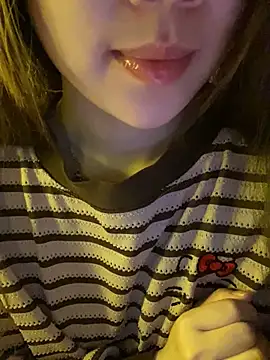 minmin2kk5 online show from 02.26.26