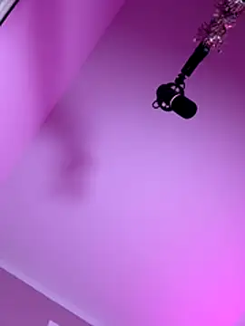 Livewithlucy online show from 12.22.25