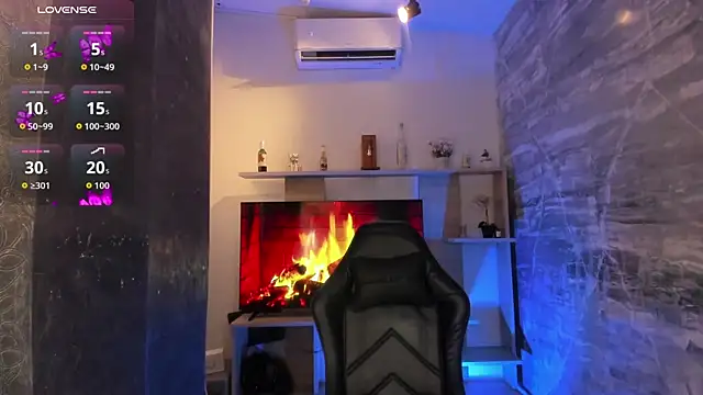 saracaball  online show from 09.15.25