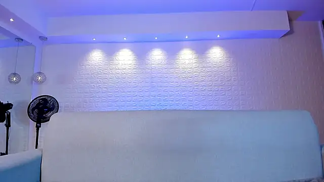 violet scott online show from 01.28.25