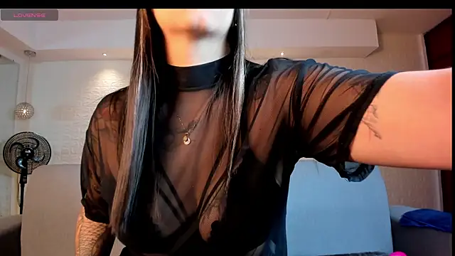 violet scott online show from 03.17.25