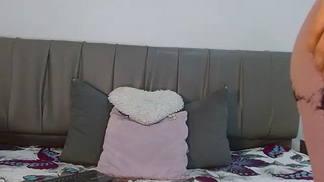 Cherllynn online show from 01.11.25