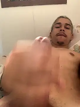 Snapshot of predador762 chatting on 09.28.25 predador762 online show from 09.28.25