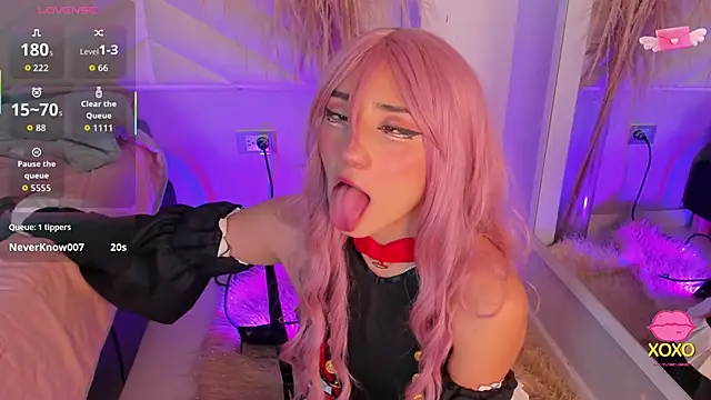 miia  baker online show from 11.05.25