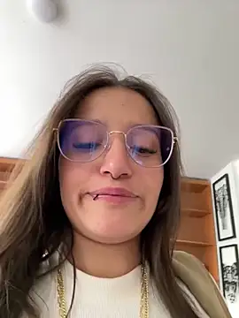 Snapshot of Elecktra_sweet chatting on 05.15.26 Elecktra sweet online show from 05.15.26