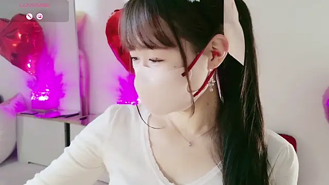 Snapshot of aaanyan chatting on 02.15.25 aaanyan online show from 02.15.25