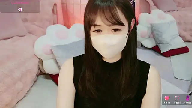 Snapshot of aaanyan chatting on 02.24.25 aaanyan online show from 02.24.25