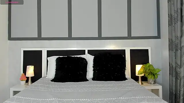 Violet Rost online show from 01.30.25