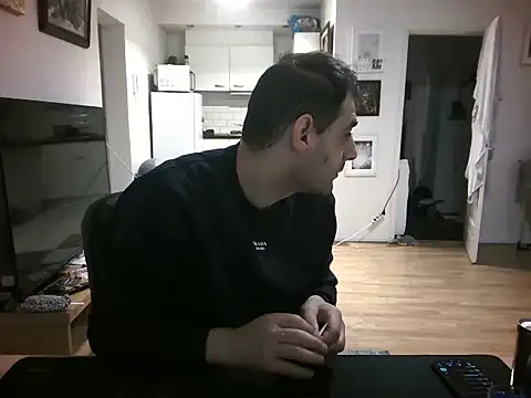 Snapshot of mihaimichael chatting on 07.28.26 mihaimichael online show from 07.28.26